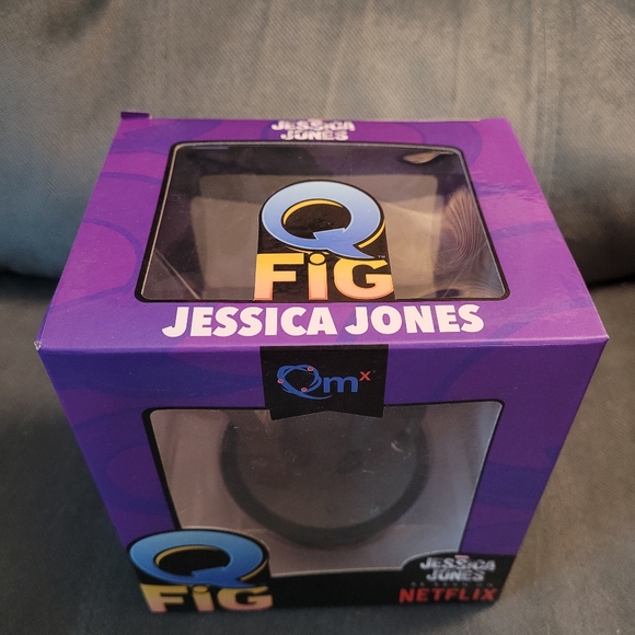 Lootcrate Jessica Jones QFig figurine - Picture 4 of 4
